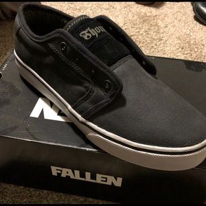 JAMIE THOMAS FALLEN Signature Shoes!